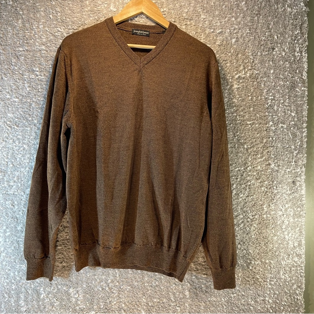 Joseph Lyman Merino Extra Fine Wool Brown Men's V Neck Sweater Large. Italy Made